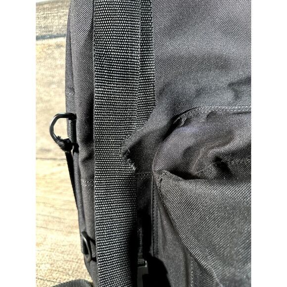 Harley Davidson by SAC Black Motorcycle Sissy Bar Backrest Luggage Bag 20x17x9 - Picture 7 of 11